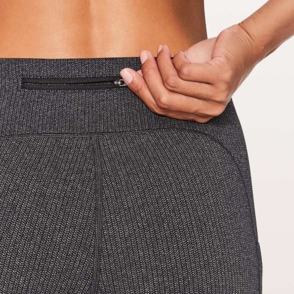 LULULEMON Speed Up Tight *28" Luxtreme Knit - Picture 12 of 13